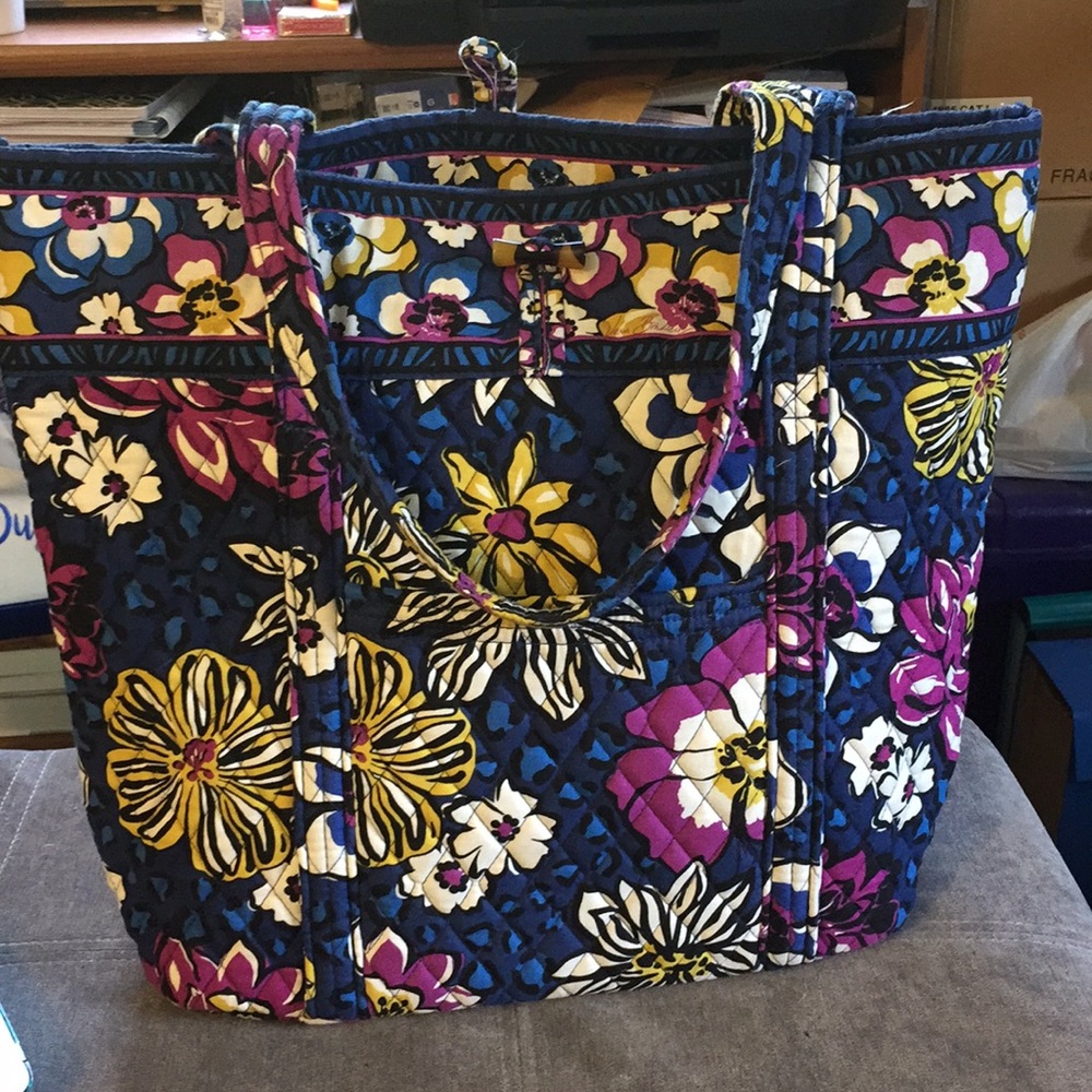 Vera Bradley Vera Tote